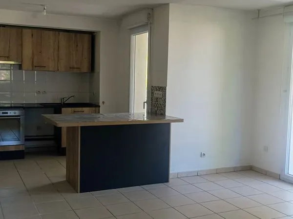 Location appartement 3 pièces 60 m² Canéjan