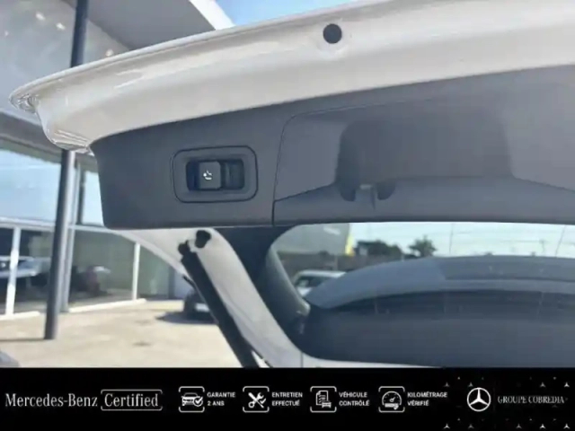 Mercedes Gla 200 d 150ch amg line 8g-dct — photo 10