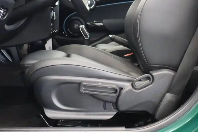 Mini Mini hatch 5 portes cooper 136 ch dkg7 — photo 58
