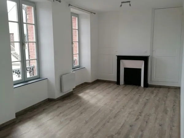 Appartement F2 entièrement rénové