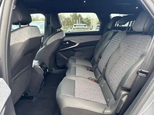Peugeot 5008 electrique 210ch batterie 73 kwh allure — photo 12