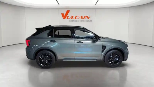 Lynk&Amp;Co 01 1.5 phev 276 ch — photo 9