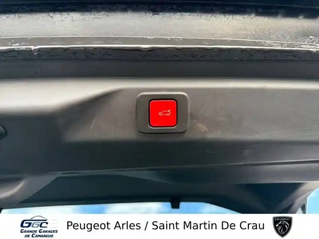 Peugeot 3008 hybrid 145 e-dcs6 — photo 70