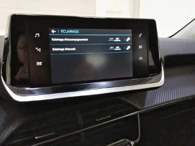 Peugeot 208 puretech 75 s&amp;s bvm5 — photo 53