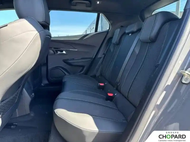 Peugeot 2008 electrique 54 kwh 156 ch — photo 40