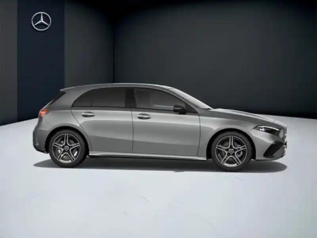 Mercedes Classe A 200 amg line — photo 19