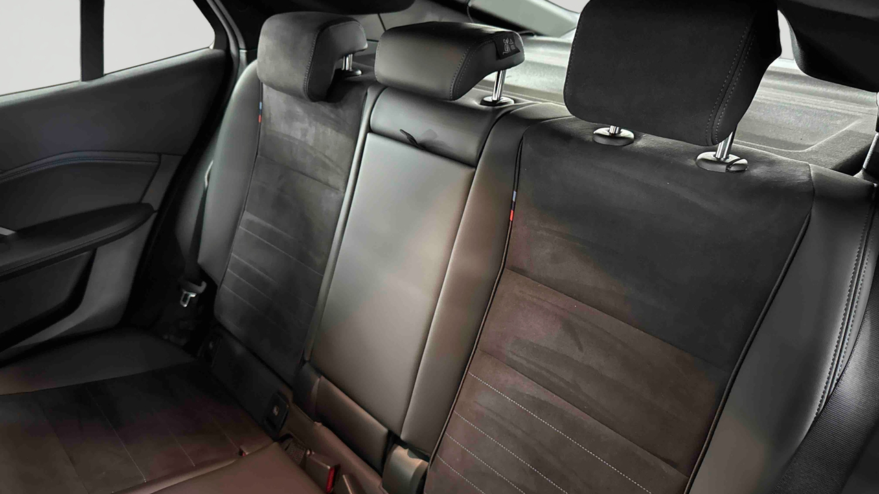 BMW iX2 eDrive20 204ch BVA — photo 25