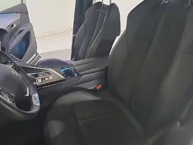 Peugeot 5008 bluehdi 180ch s&amp;s eat8 — photo 11