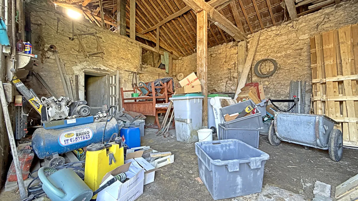 Photo 3