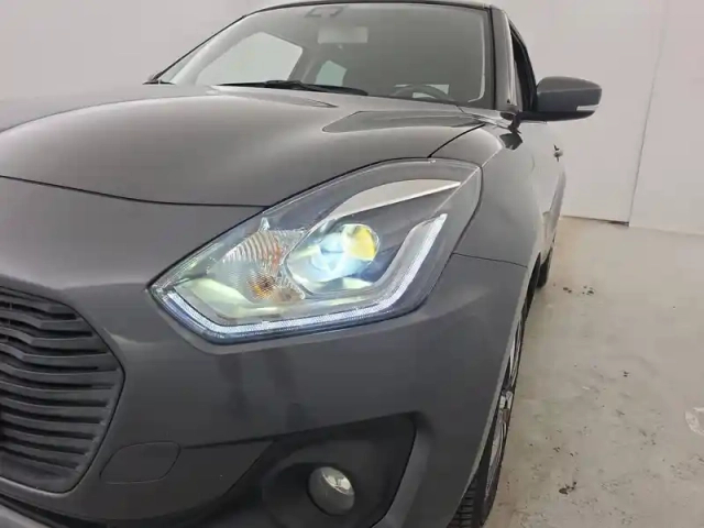 Suzuki Swift 1.0 boosterjet auto — photo 164