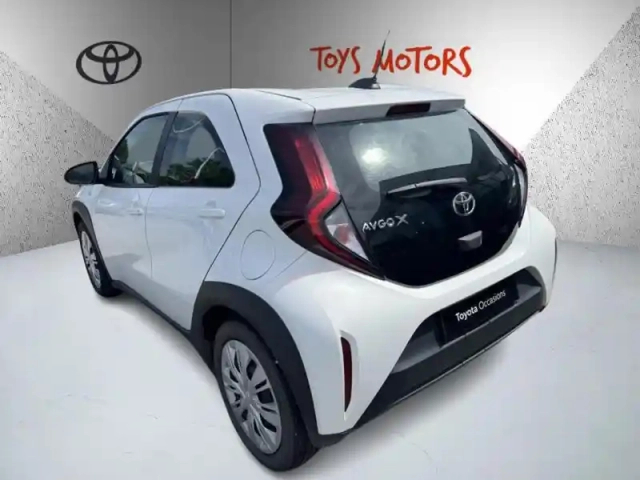 Toyota Aygo 1.0 vvt-i 72 dynamic — photo 3