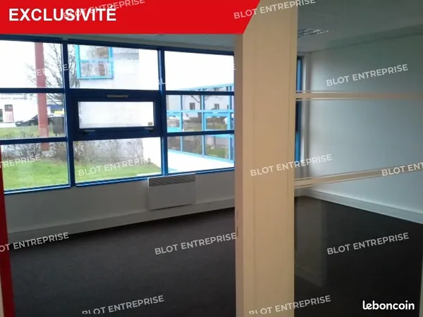 Bureaux 709 m²