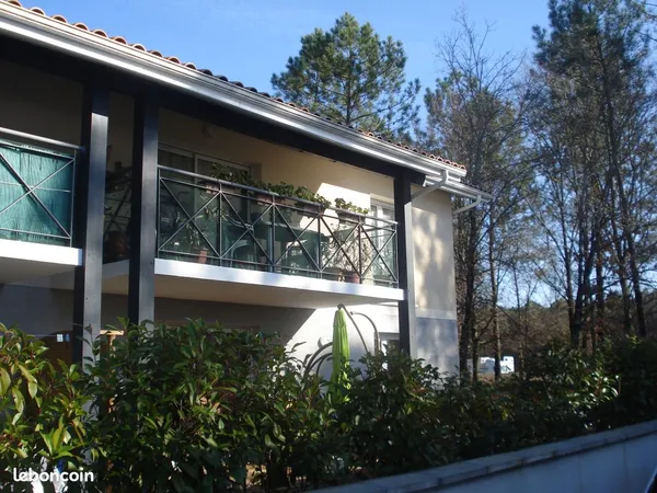 Appartement t3 700