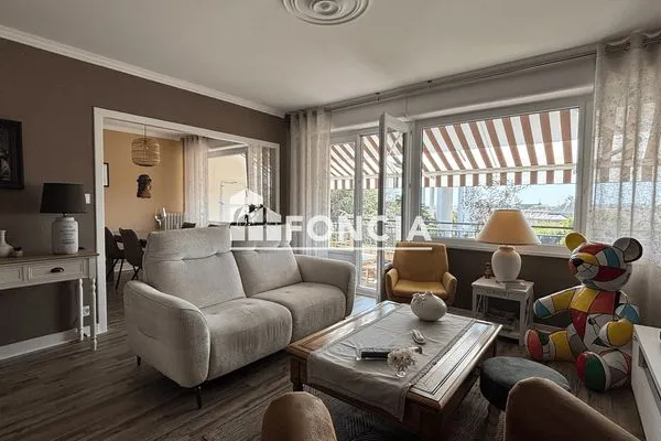 Appartement 5 pièces 104 m²