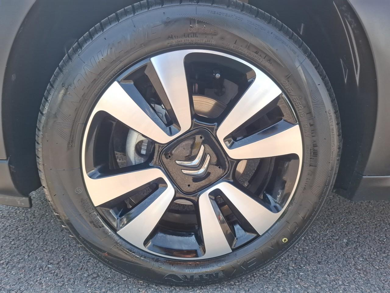 Citroën C3 1.2 puretech 83ch s&s max — photo 11