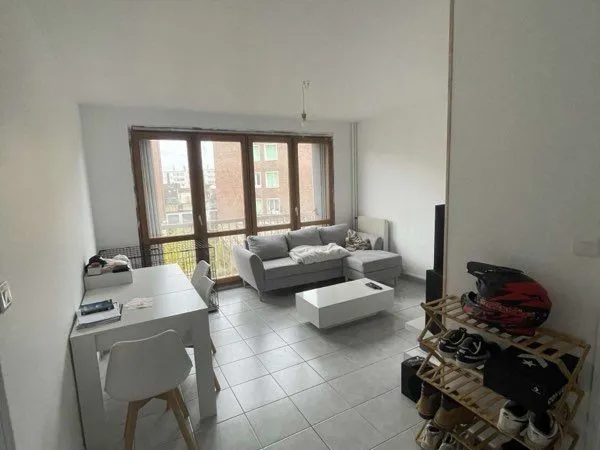 Appartement T2 43 m² rénové - vendu loué - locataire en place