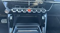 Peugeot 2008 1.2 PureTech 155ch S&S GT EAT8 — photo 18