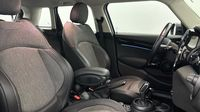 Mini Mini Cooper 136ch Edition Premium Plus BVA7 — photo 15