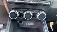 Renault Clio 1.0 TCe 90ch Techno - 25 — photo 19
