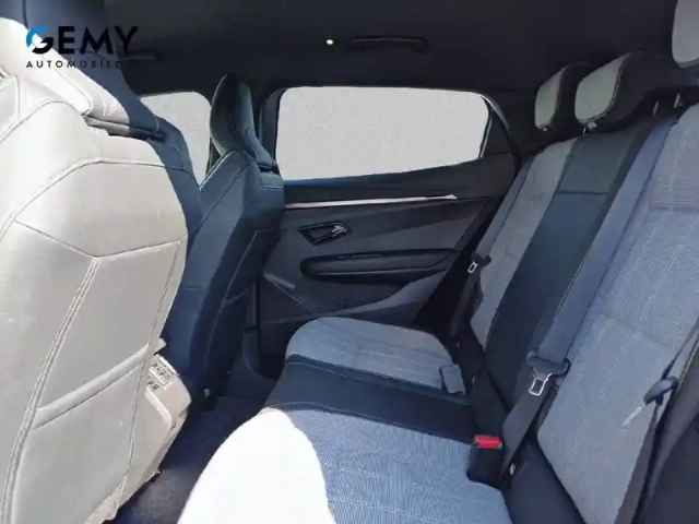 Renault Megane e-tech 220 ch autonomie confort ac22 — photo 9