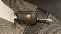 Peugeot 208 1.2 100ch S&S Allure — photo 16
