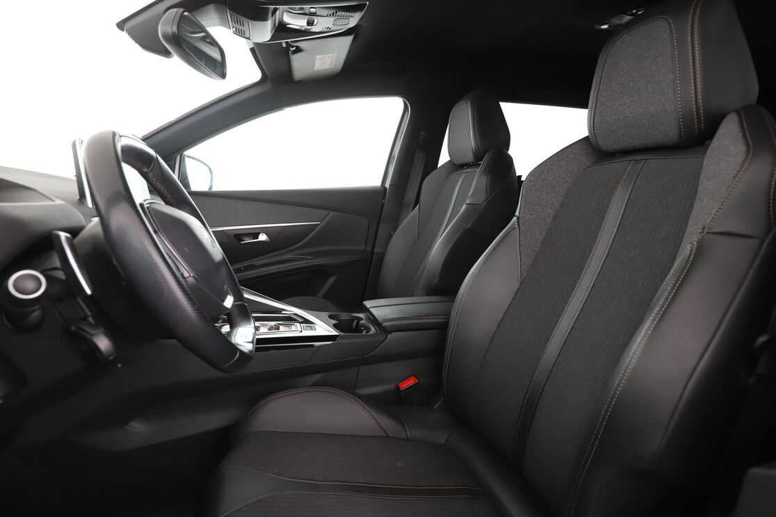 Peugeot 5008 1.5 Blue-HDi GT Line EAT8 — photo 9