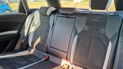 Seat Leon ST 2.0 TSI 290 DSG6 - Cupra – 2016 – 108000 km – Essence – Boîte Automatique — photo 32