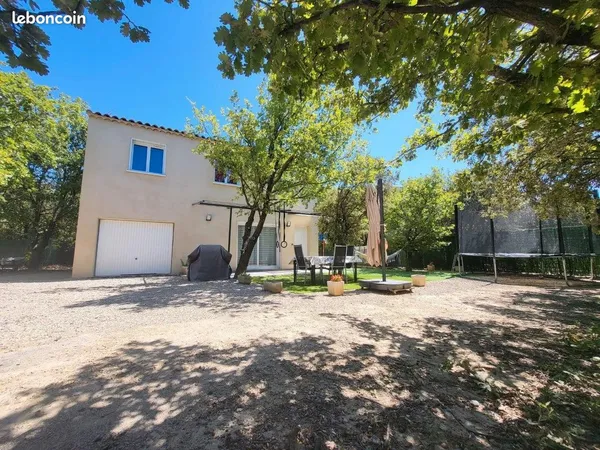 Villa / Maison 124 m² Pélissanne / 650 m² de jardin