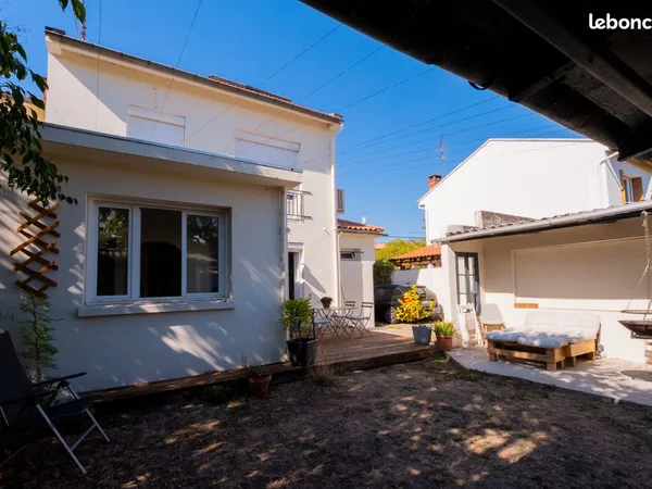 Maison rénovée 100 m² avec jardin - Croix-Daurade