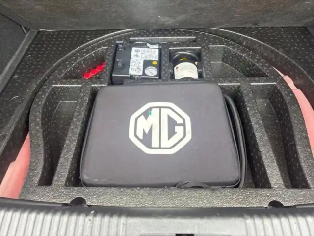 Mg Mg5 ev 177ch - 50kwh luxury — photo 15