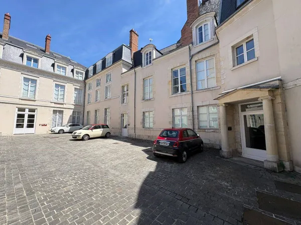 Bureaux 85 m²