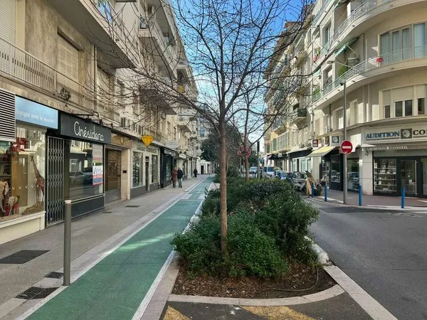 Local commercial restaurant 25m² à céder à Nice