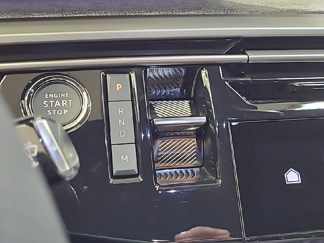 Peugeot 3008 hybrid 145 e-dcs6 gt — photo 17