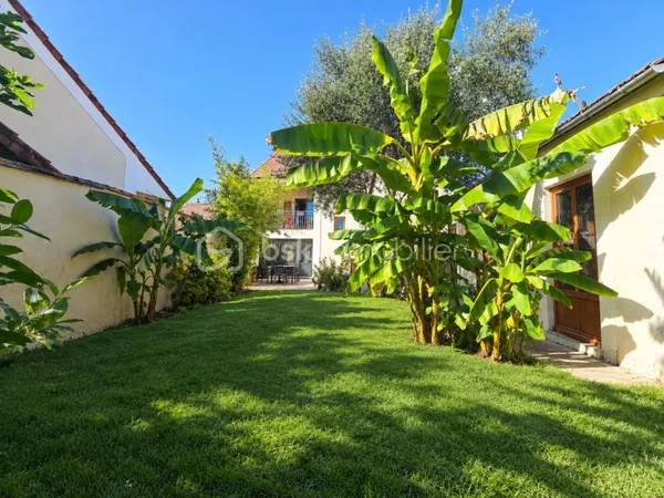 Maison 8 pièces 160 m²