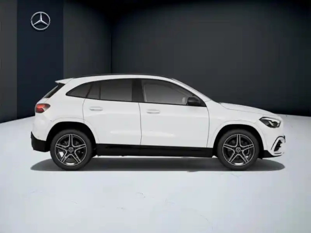 Mercedes Gla 200 d 4matic amg line — photo 11