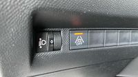 Peugeot 208 1.5 BlueHDi 100 Premium — photo 23