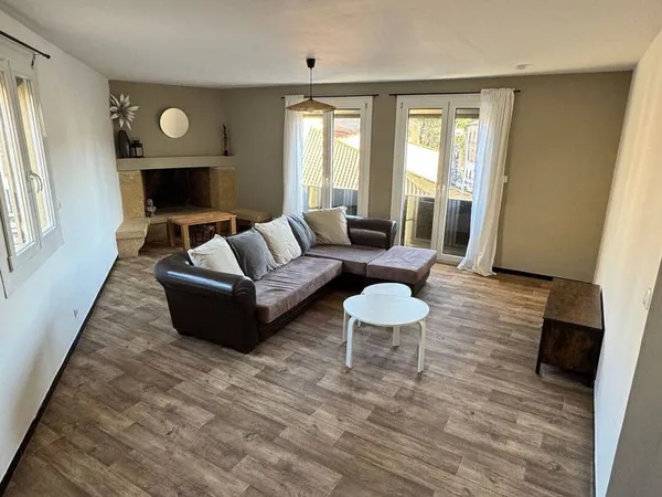 Appartement 3 pièces 98 m²