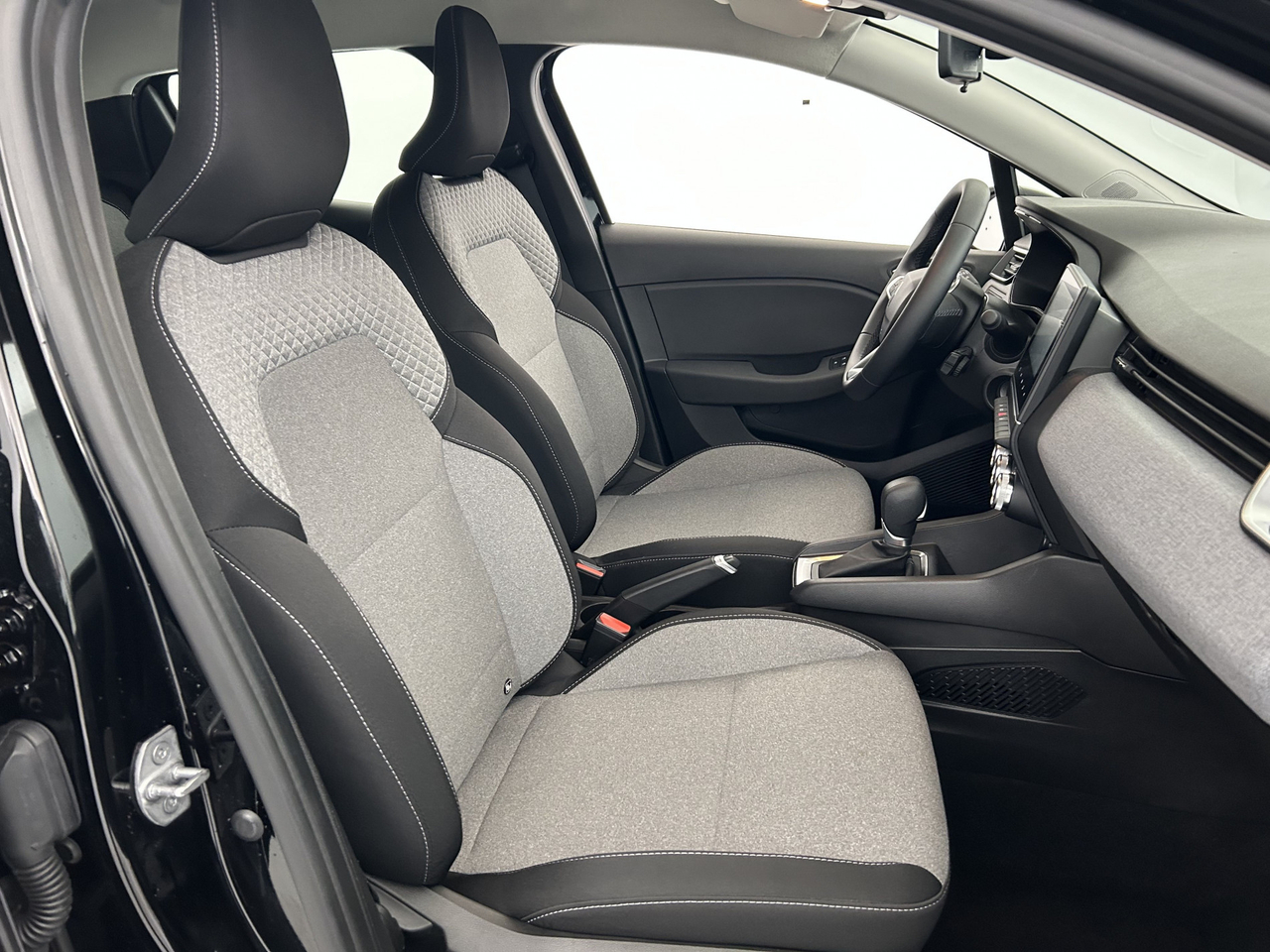 Renault Clio 5 — photo 14