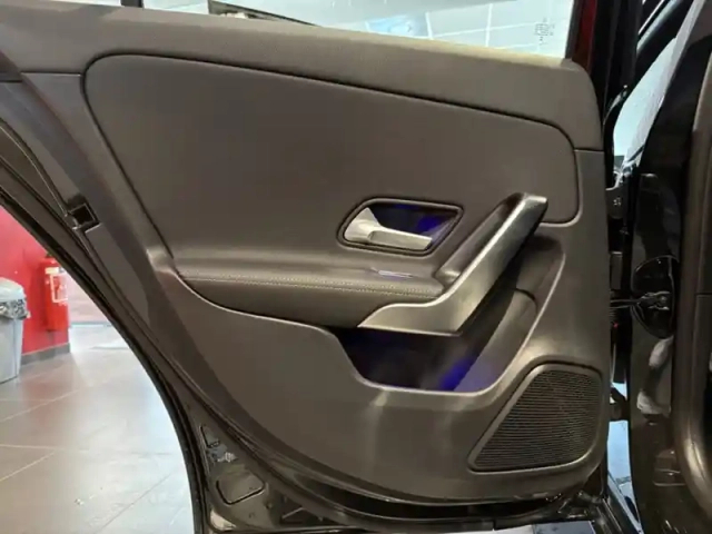 Mercedes Classe A 250 e hybrid eq business line — photo 30