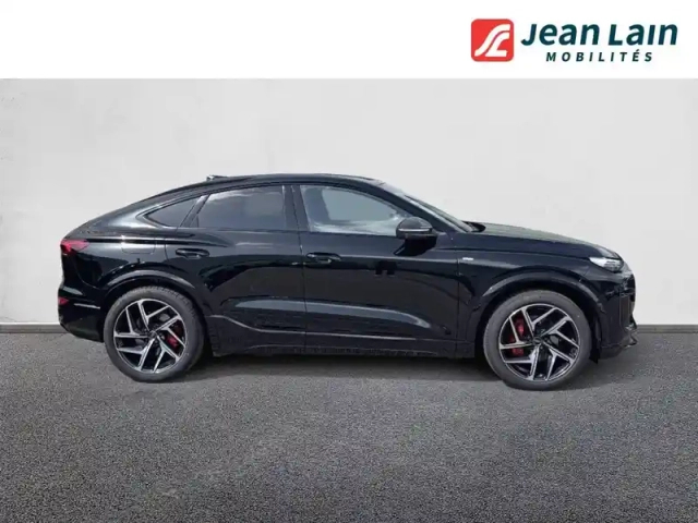 Audi E-Tron q6  sportback 428 ch 100 kwh quattro — photo 4