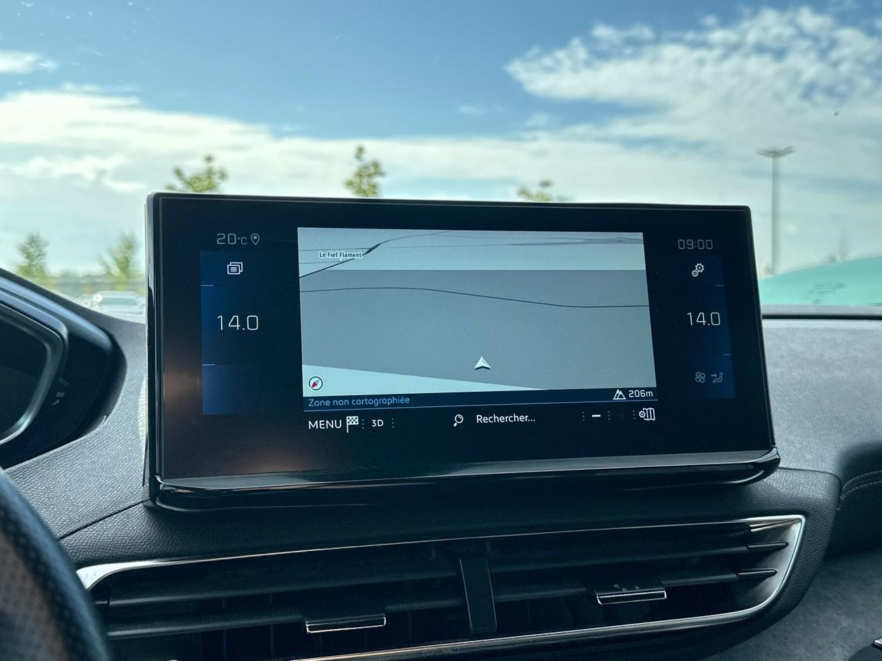 Peugeot 5008 puretech 130ch s&s eat8 gt — photo 10