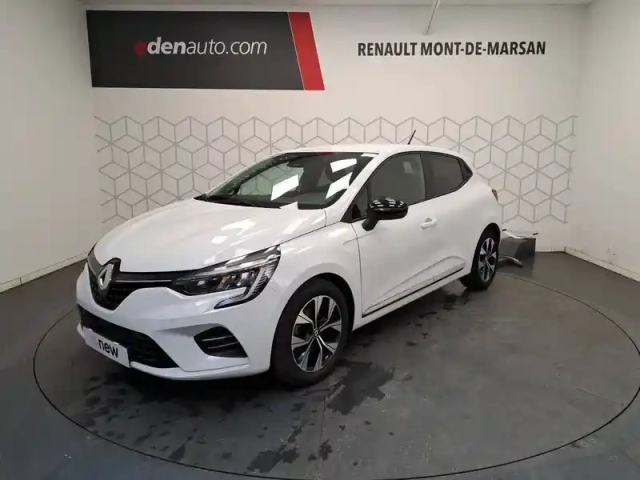 Renault Clio blue dci 100 — photo 1