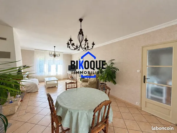 Maison 6 pièces 134 m²
