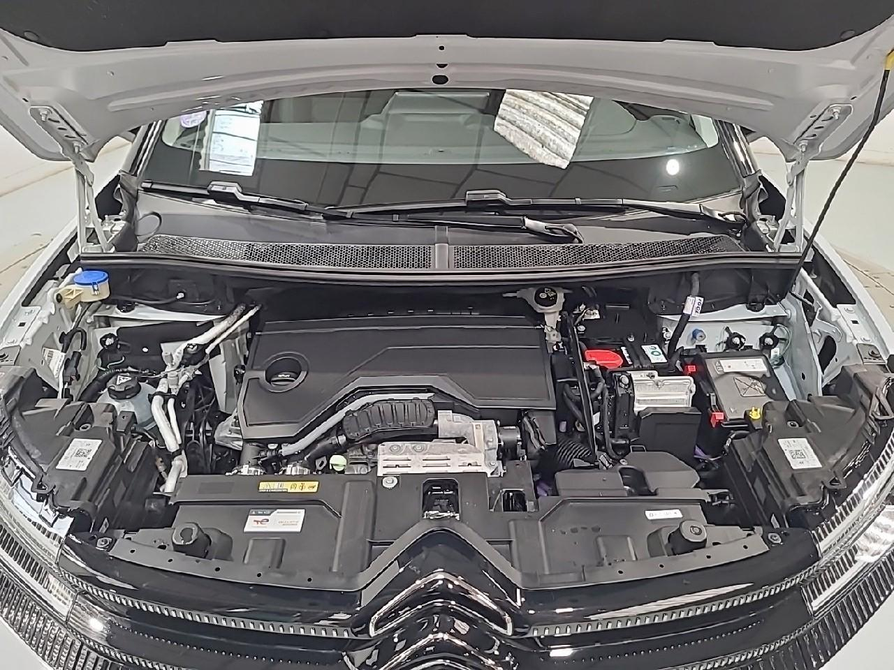 Citroën C5 Aircross hybride 136 e-dcs6 max — photo 15