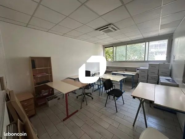 Bureaux 428 m²