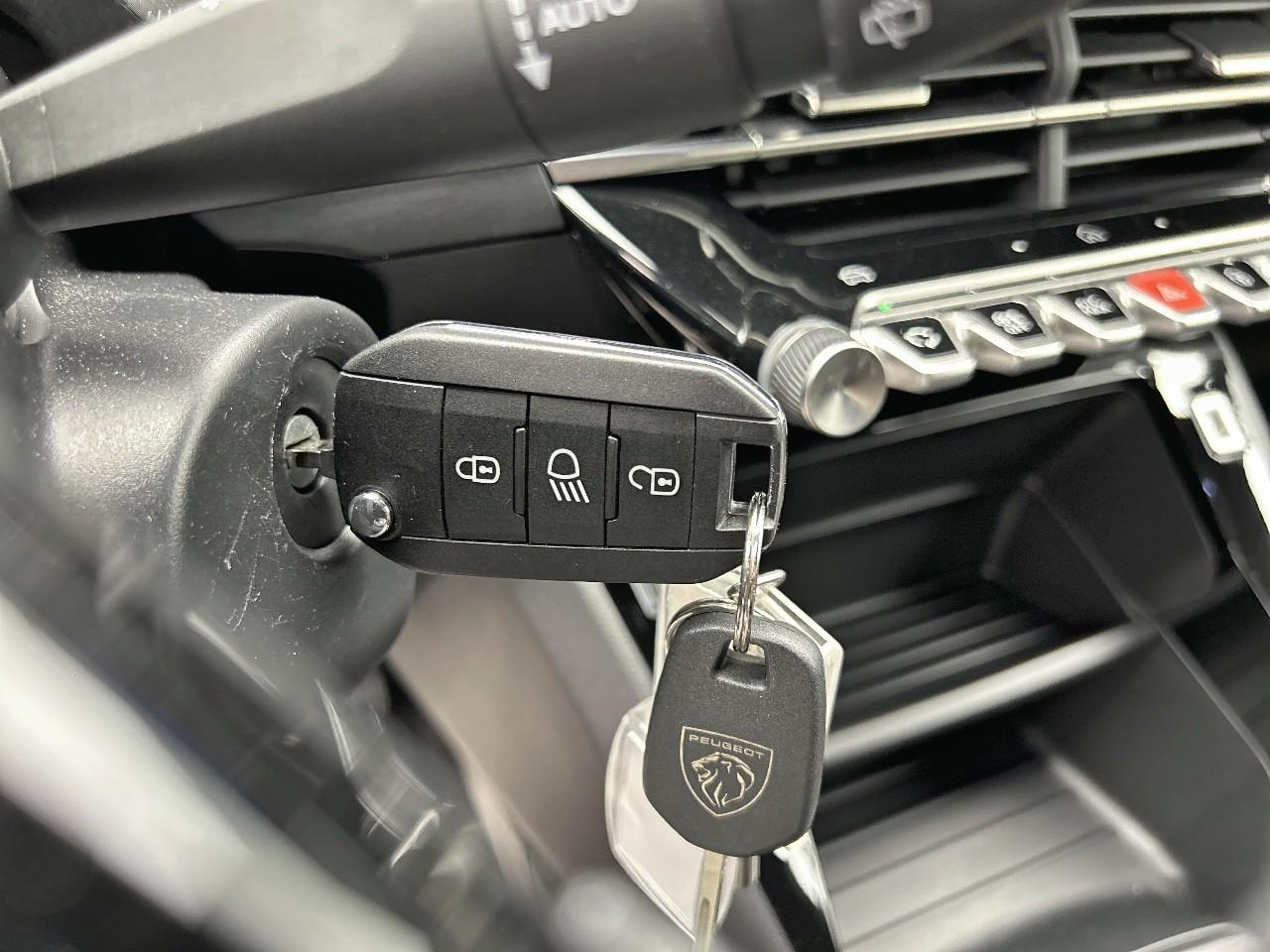 Peugeot 2008 100 s&s bvm6 style — photo 20