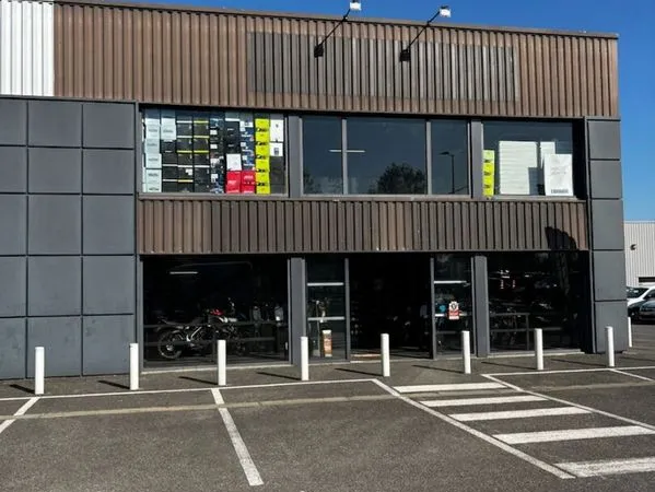 Local commercial 400 m² MONTAUBAN