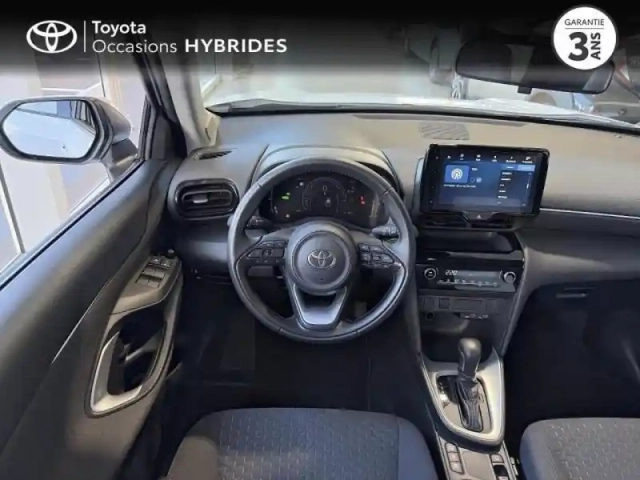 Toyota Yaris cross 116h dynamic mc24 — photo 6