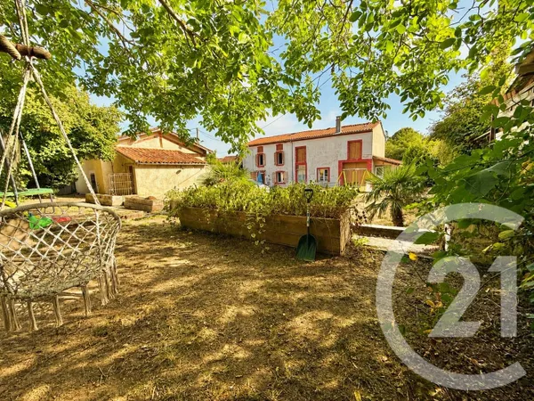 Maison 6 pièces 300 m²