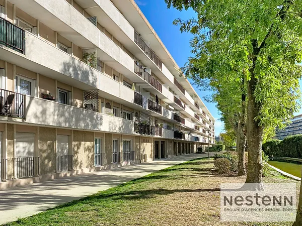 APPARTEMENT A LOUER - RESIDENCE CHAMPS DE COURSES - SECTEUR EAUBONNE - 2 PIECES 53.84 m2